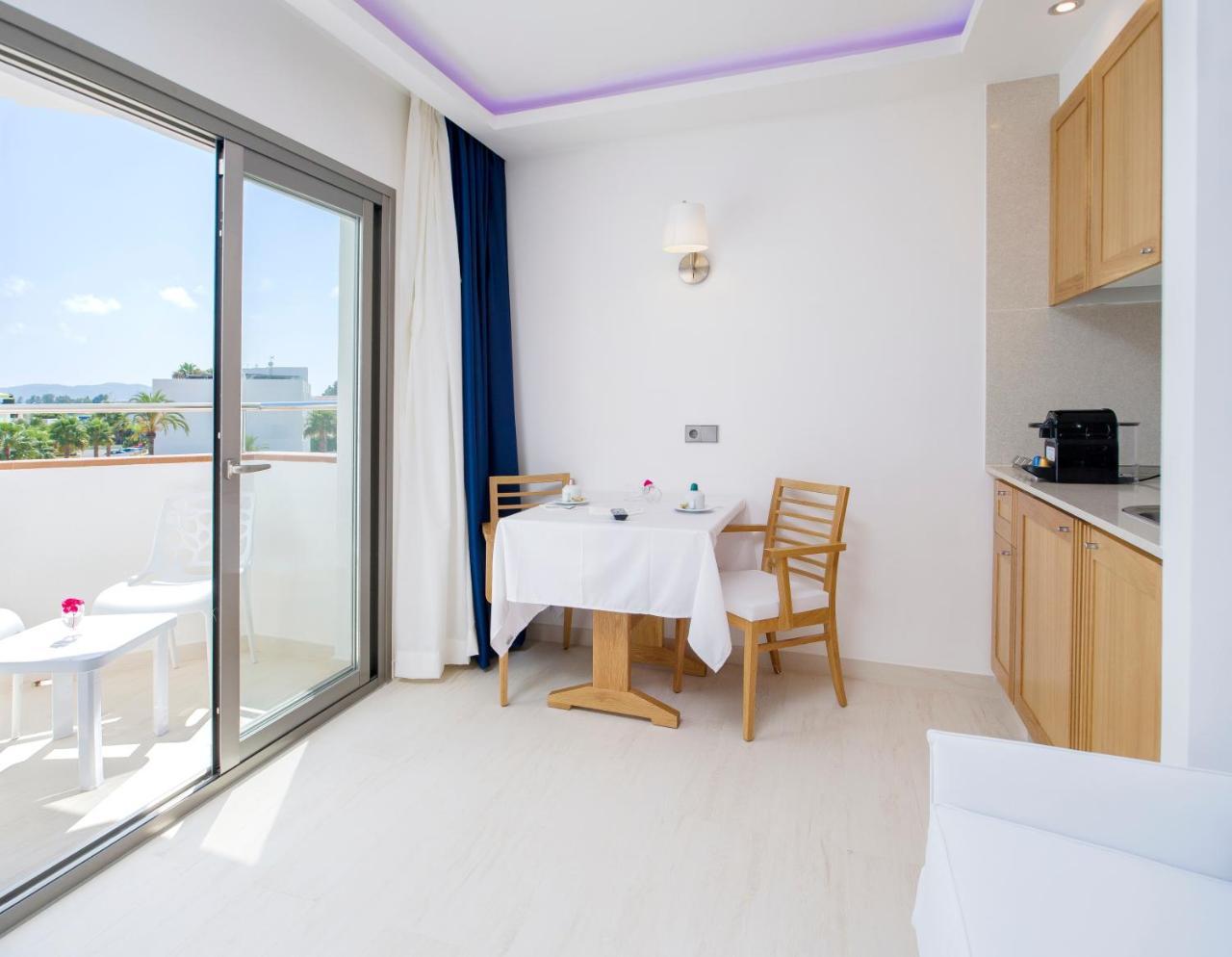 My Way Luxury Ibiza Studio - Ab Group Playa d'en Bossa Exteriör bild
