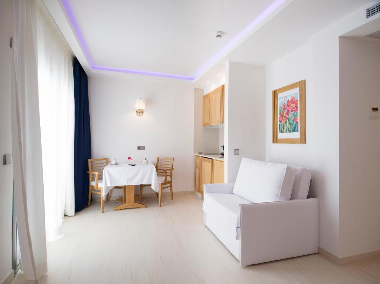 My Way Luxury Ibiza Studio - Ab Group Playa d'en Bossa Exteriör bild