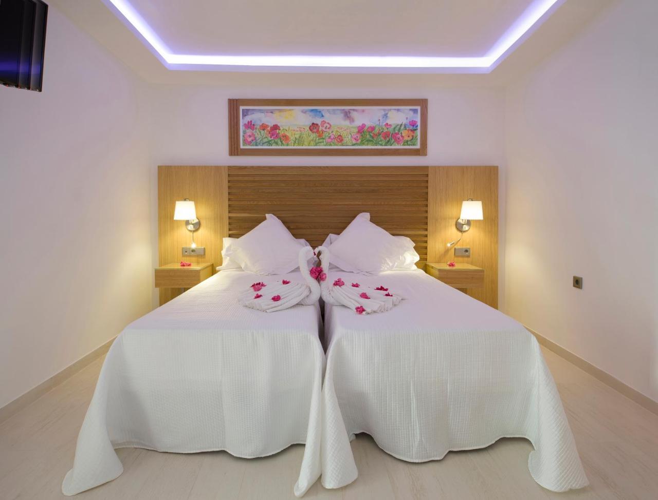 My Way Luxury Ibiza Studio - Ab Group Playa d'en Bossa Exteriör bild