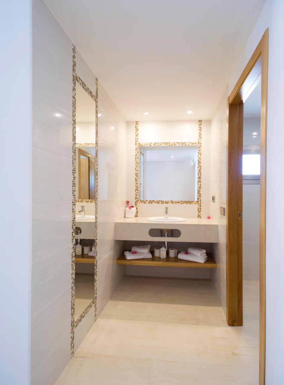 My Way Luxury Ibiza Studio - Ab Group Playa d'en Bossa Exteriör bild