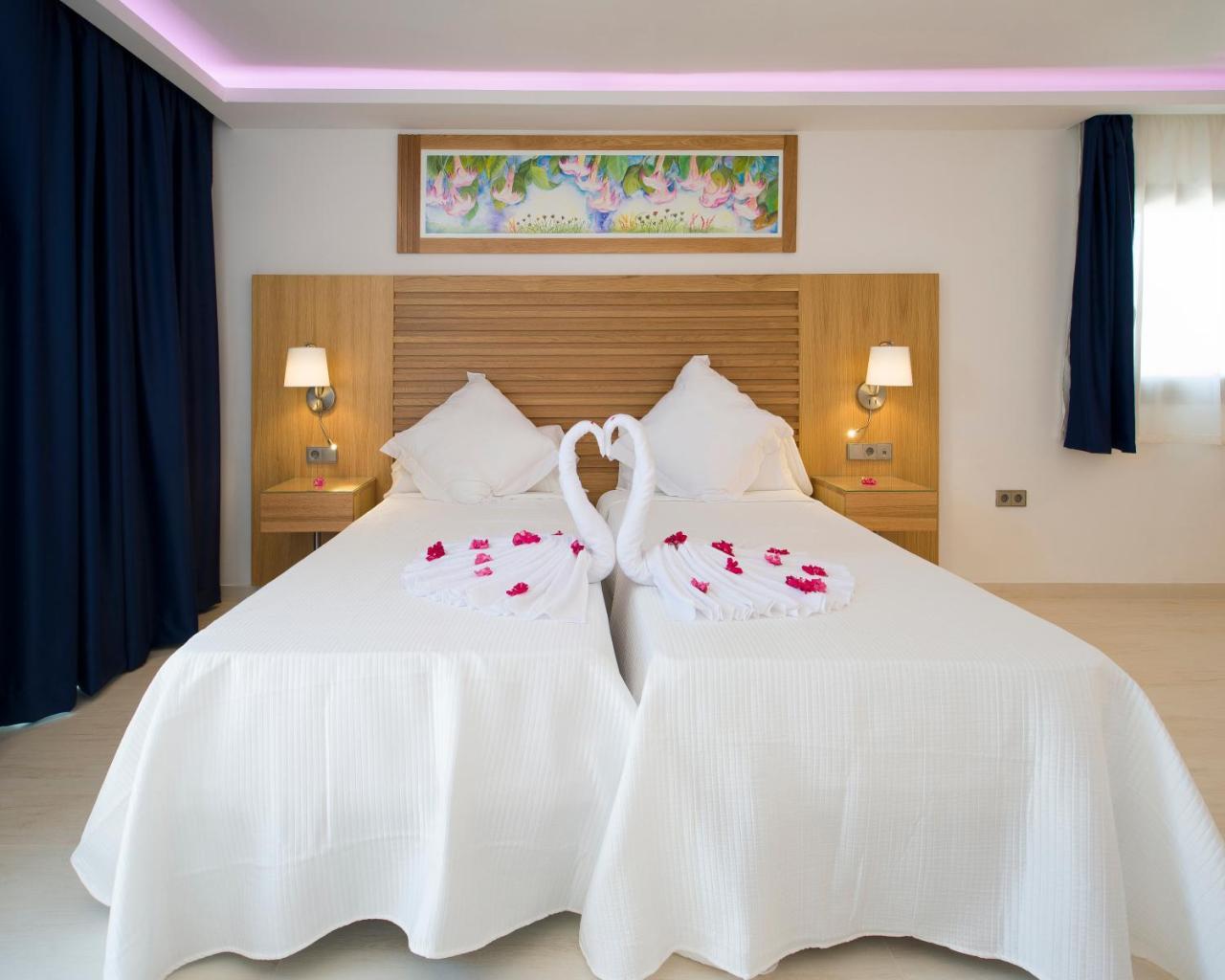 My Way Luxury Ibiza Studio - Ab Group Playa d'en Bossa Exteriör bild