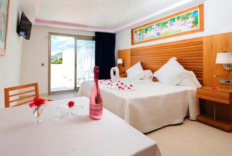 My Way Luxury Ibiza Studio - Ab Group Playa d'en Bossa Exteriör bild